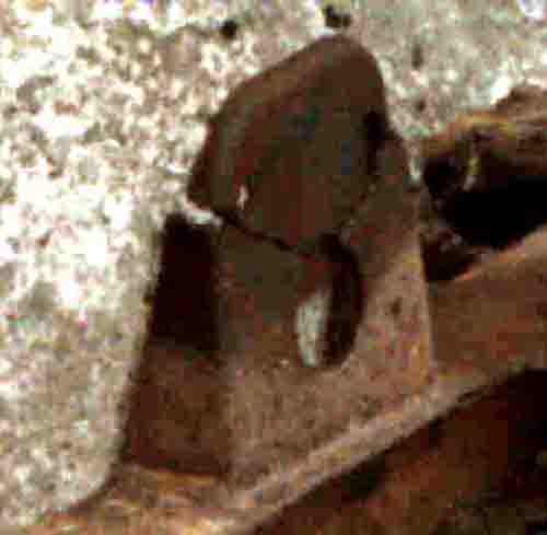 46 BHX chassis shocker mounting